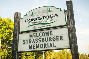 Strassburger Golf image sign